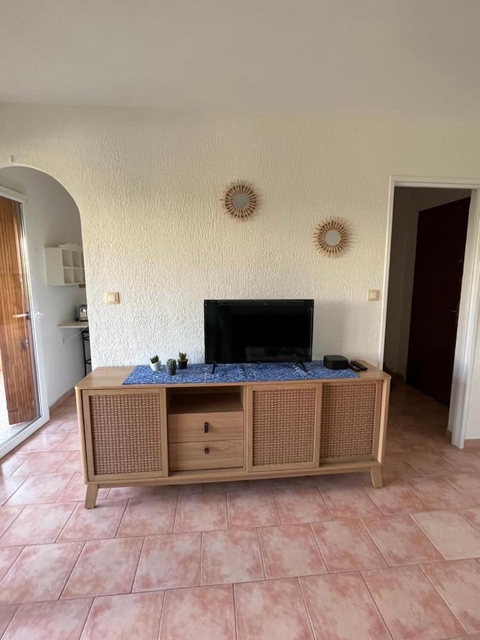 T2 Avec Terrasse & Parking A 5 Min Du Centre, 10 Min Des Plages Єр Екстер'єр фото